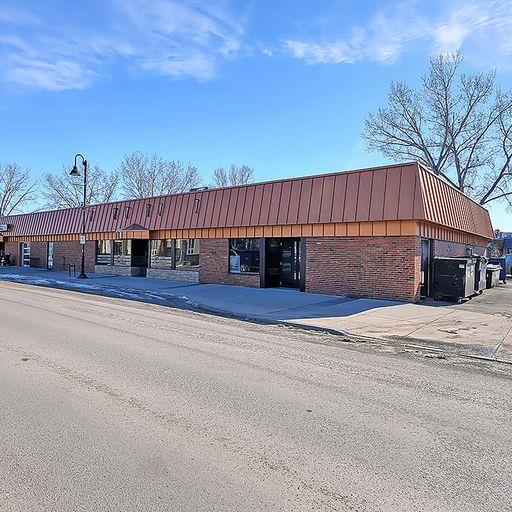 134a Macleod Trail Property Photo