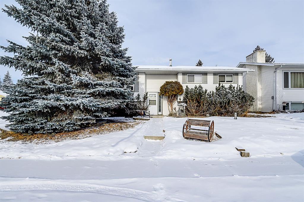5632 55 Avenue Property Photo