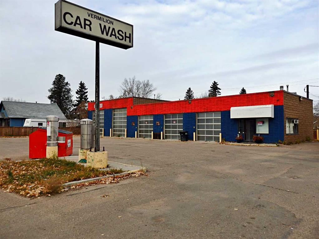 5216 50 Avenue Property Photo
