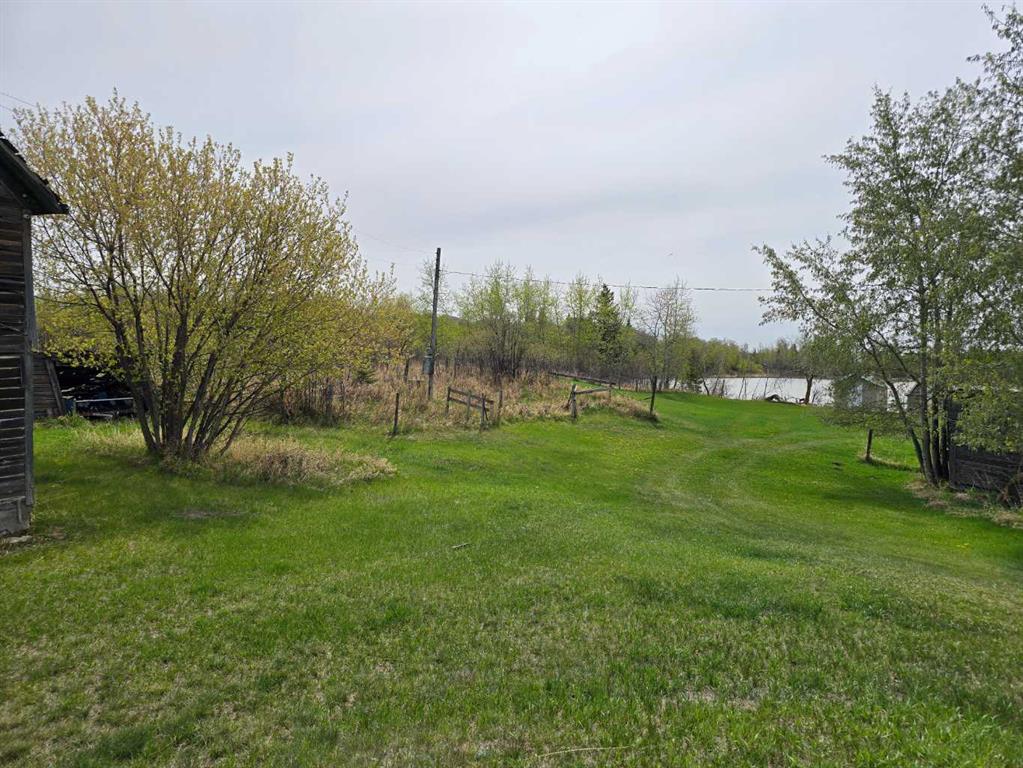 20 Cranna Lake Drive Property Photo 2