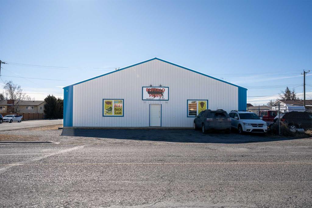 570 12 Street Property Photo
