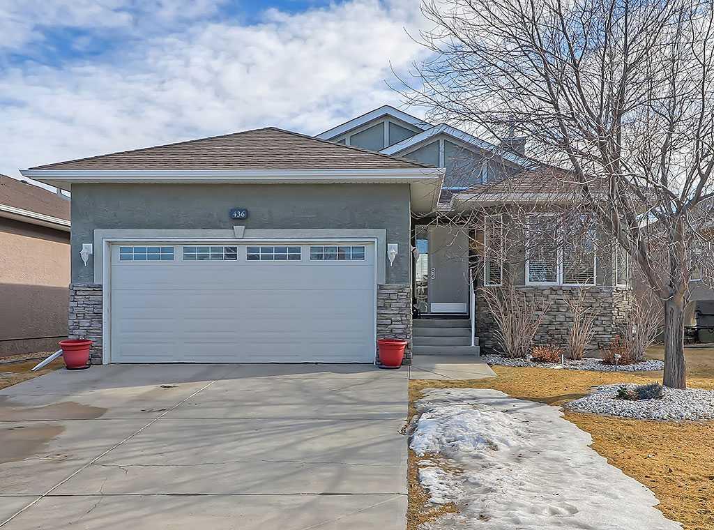 436 Riverside Green Property Photo