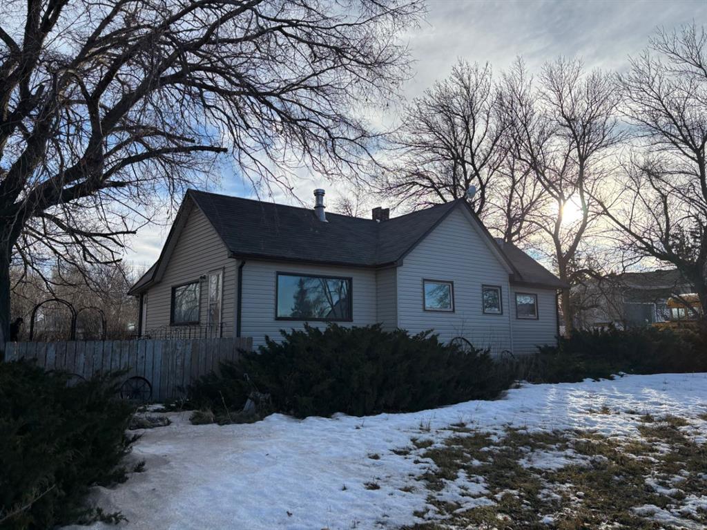 208 2 Avenue Property Photo