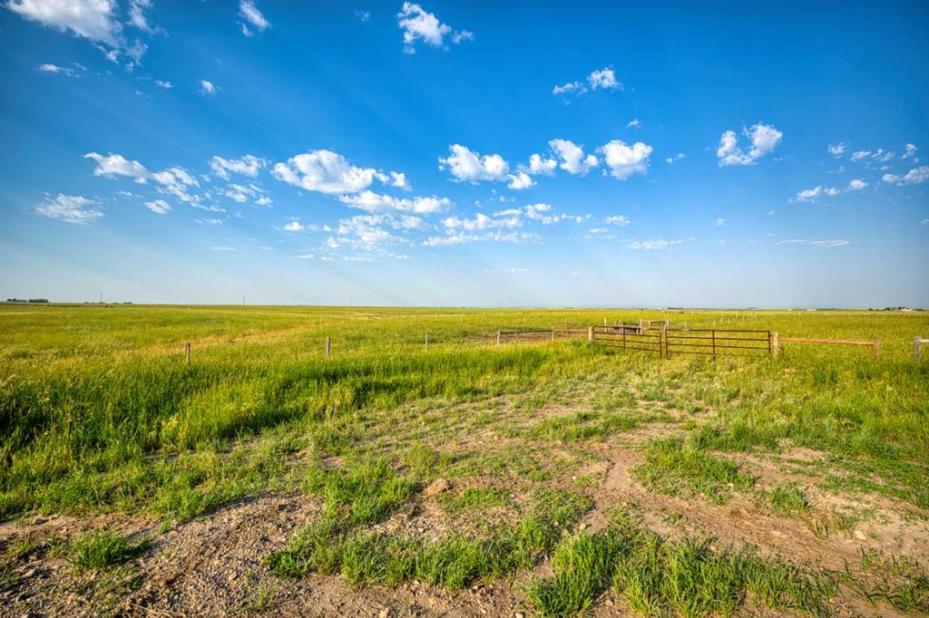 182020 Range Road 254 Property Photo 10