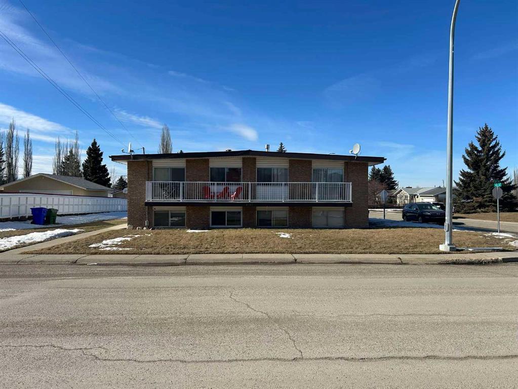 4302 54 Avenue Property Photo