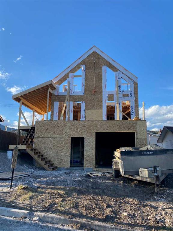 8305 18 Avenue Property Photo