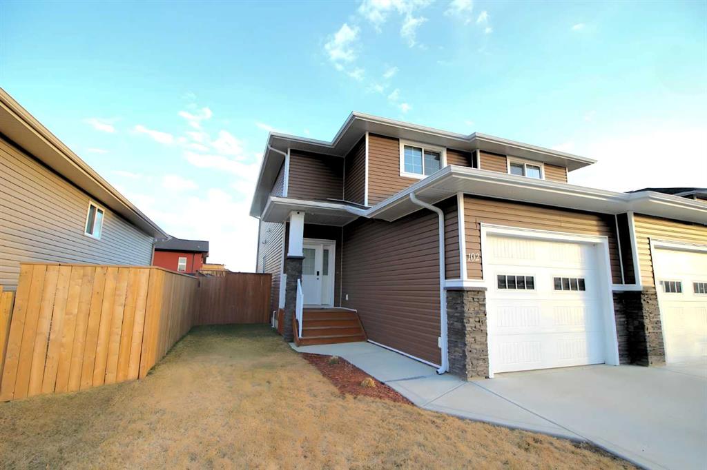 102 Ranchers Close Property Photo