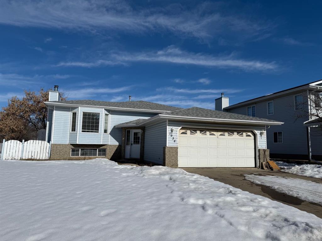1934 8 Avenue Property Photo