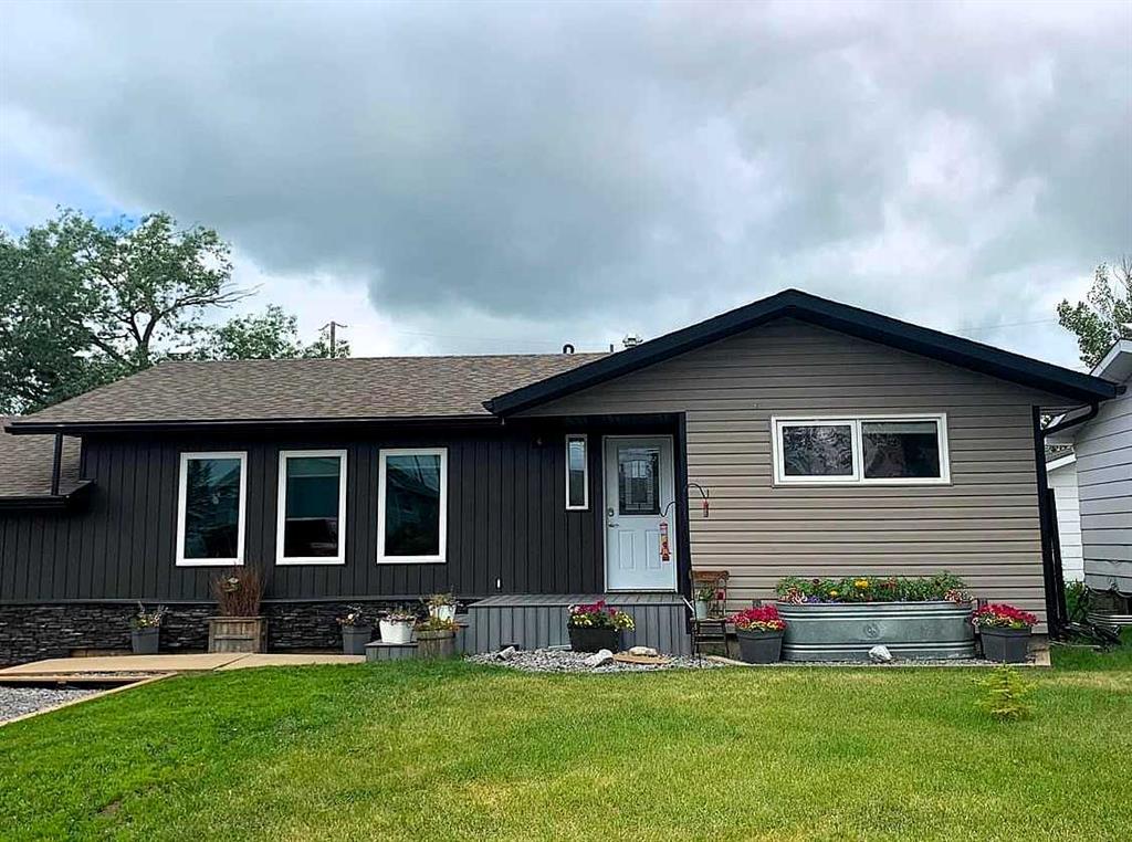5620 50 Avenue Property Photo