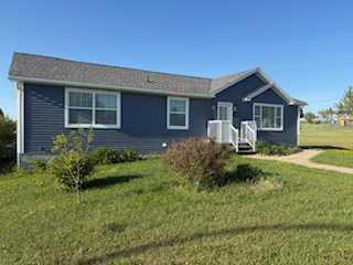 5015 45 Street Property Photo 1