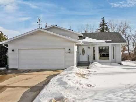 4617 53 Street Property Photo