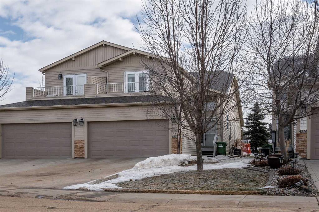 4533 69 Street Property Photo