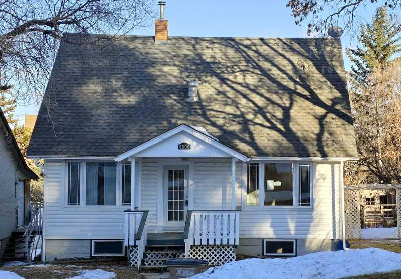 4806 51 Street Property Photo