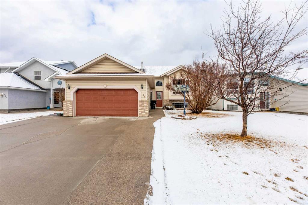 129 Mackay Crescent Property Photo