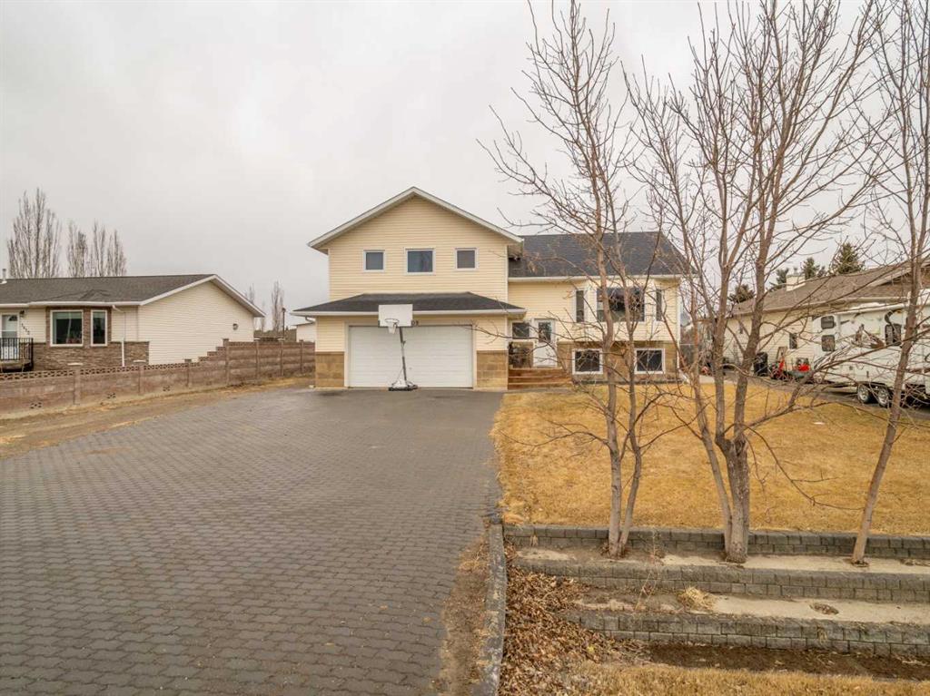 1408 29 Avenue Property Photo