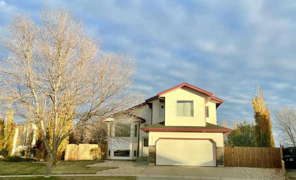 6223 30 Avenue Property Photo