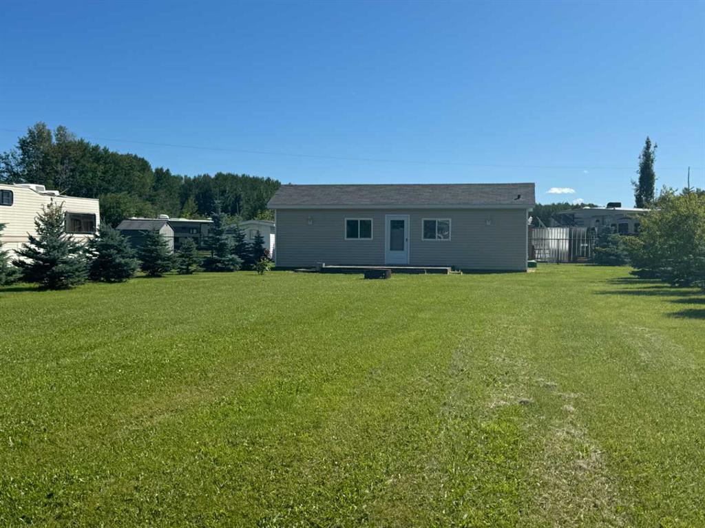 10428 Township Road 735 3 Property Photo