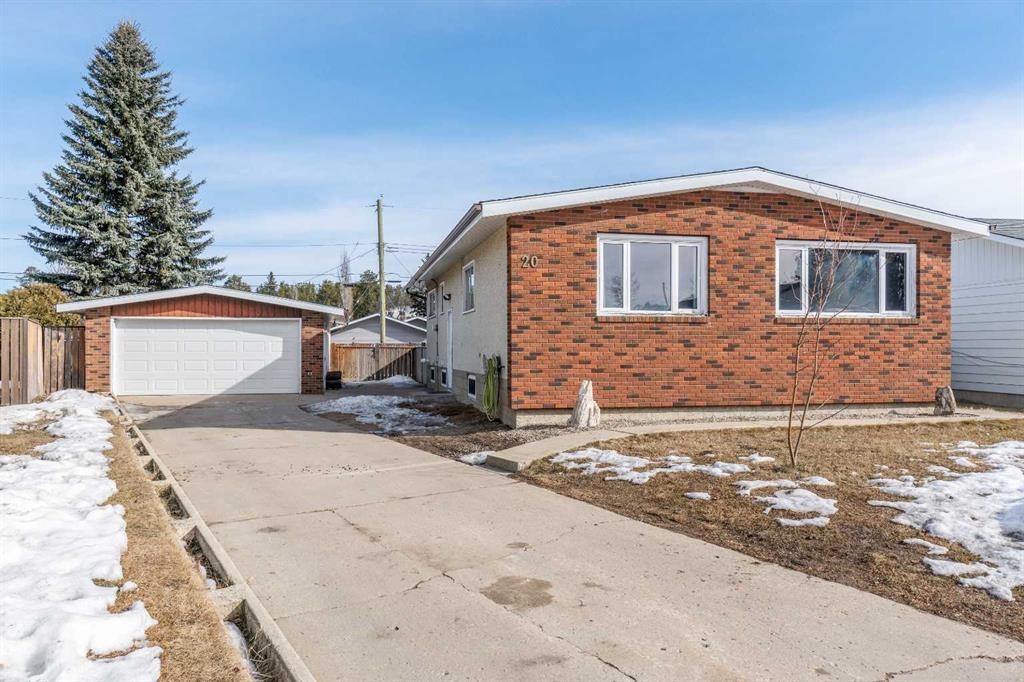 20 Athabasca Drive Property Photo