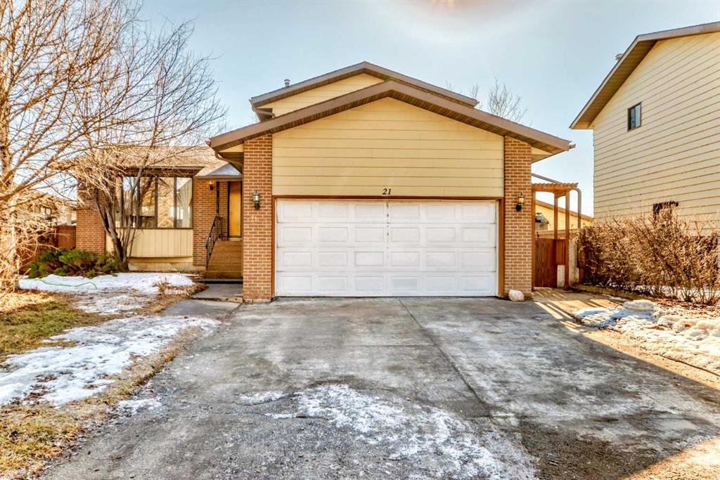 21 Plainsview Road Property Photo