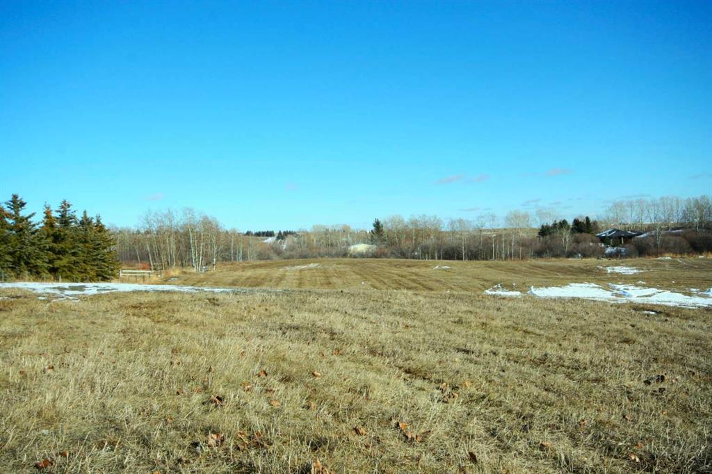 322106 8 Street Property Photo