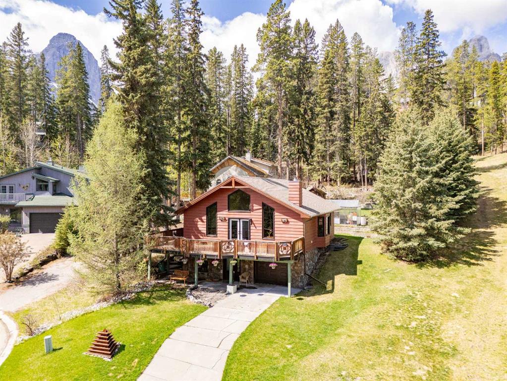 102 100 Grassi Place Property Photo 1