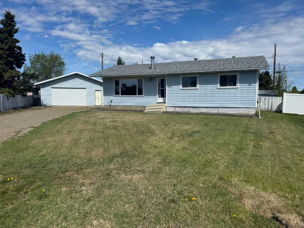 4511 47a Street Property Photo 1