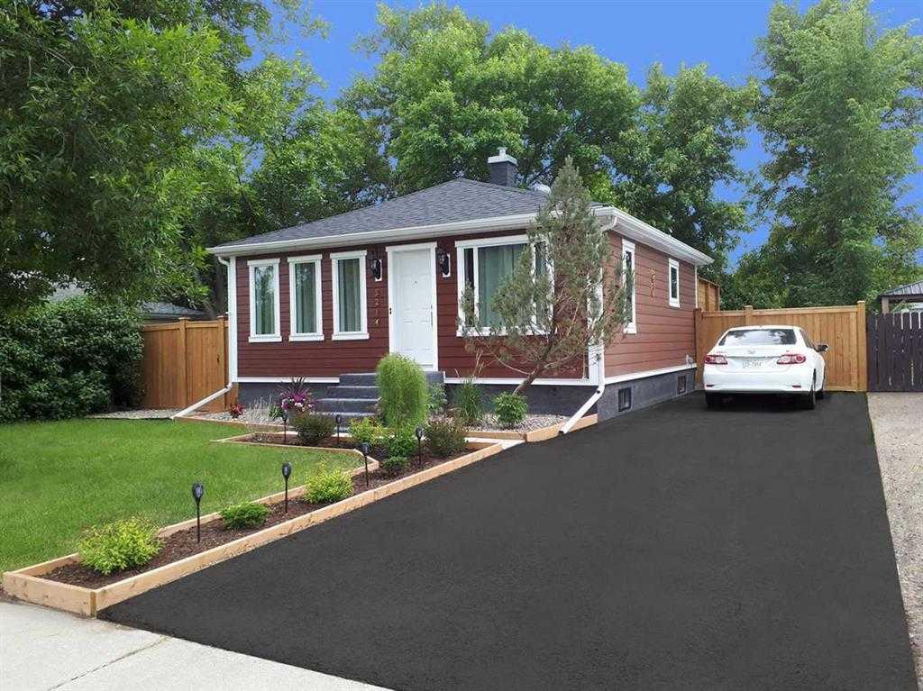 5214 43 Avenue Property Photo