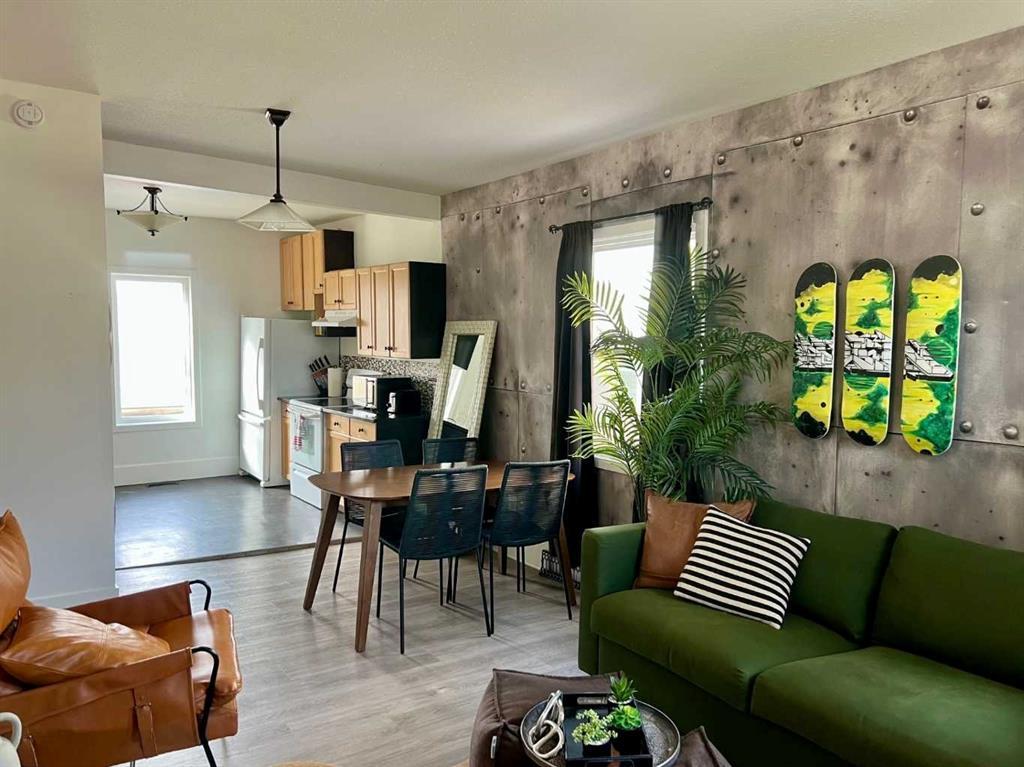 301 2nd Street Property Photo