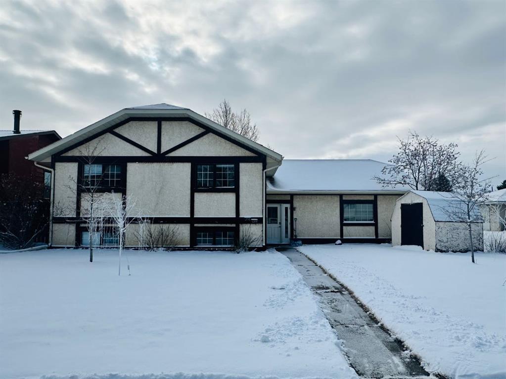 2403 27 Street Property Photo