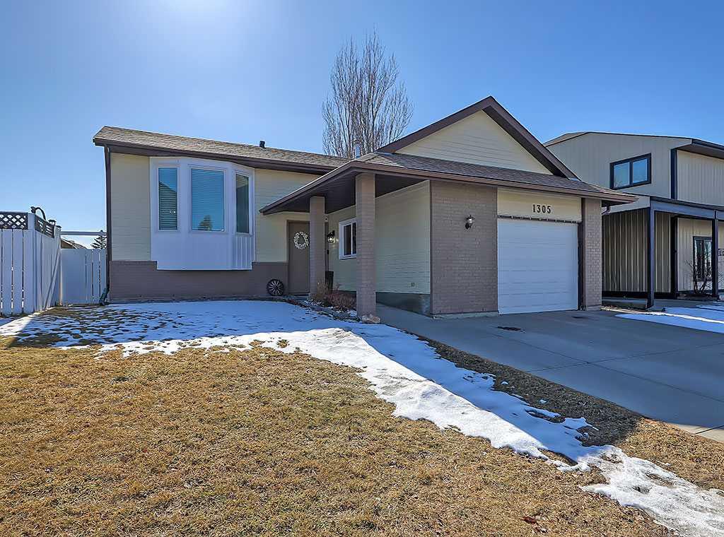 1305 10 Avenue Property Photo