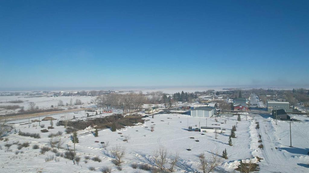 102 2 Avenue Property Photo 2
