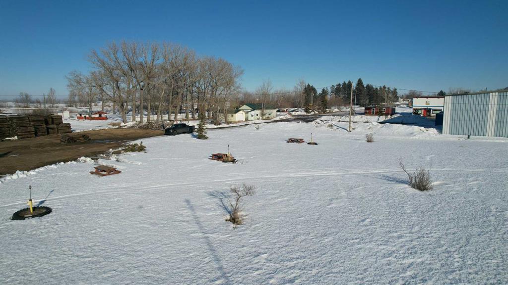 102 2 Avenue Property Photo 9