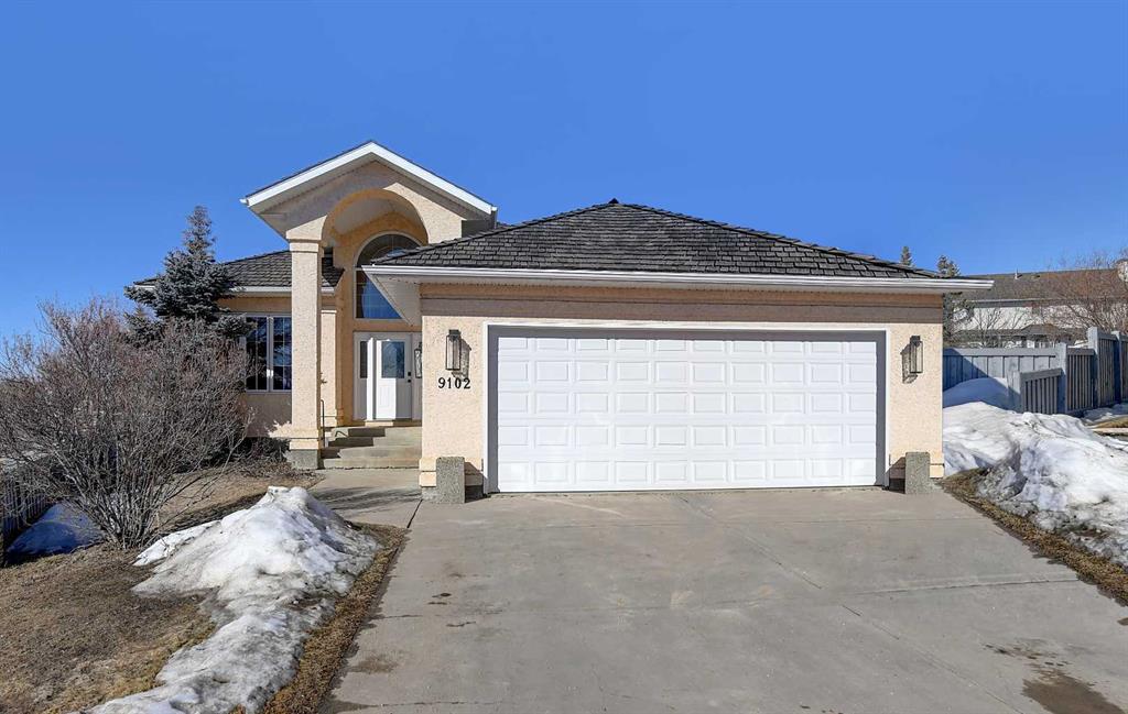 9102 Crystal Lake Drive Property Photo
