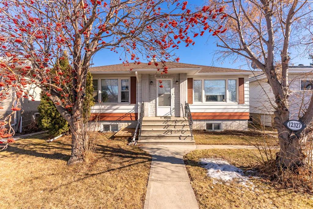 12327 95 Street Property Photo