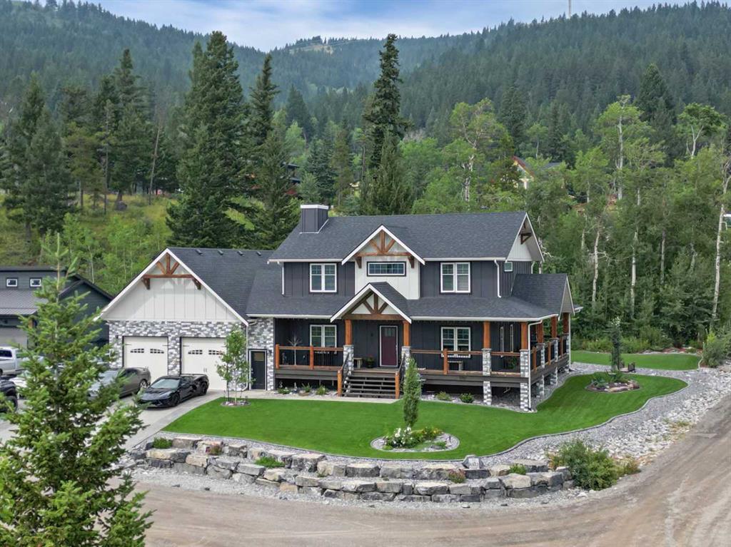 34 Kananaskis Court Property Photo
