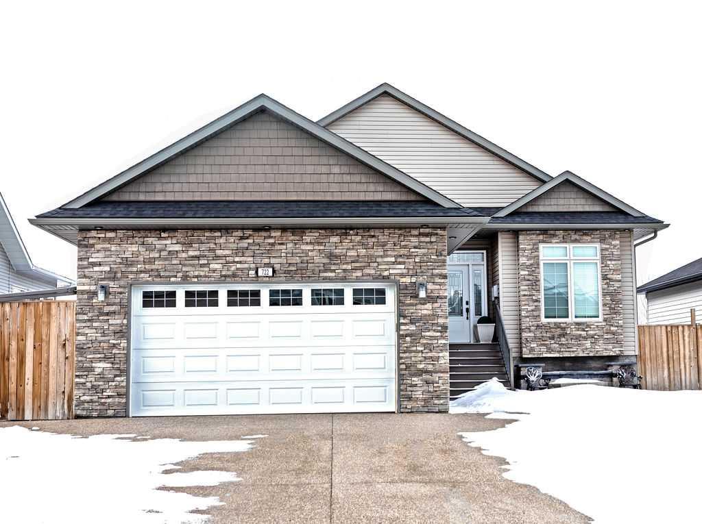 722 24 Street Property Photo