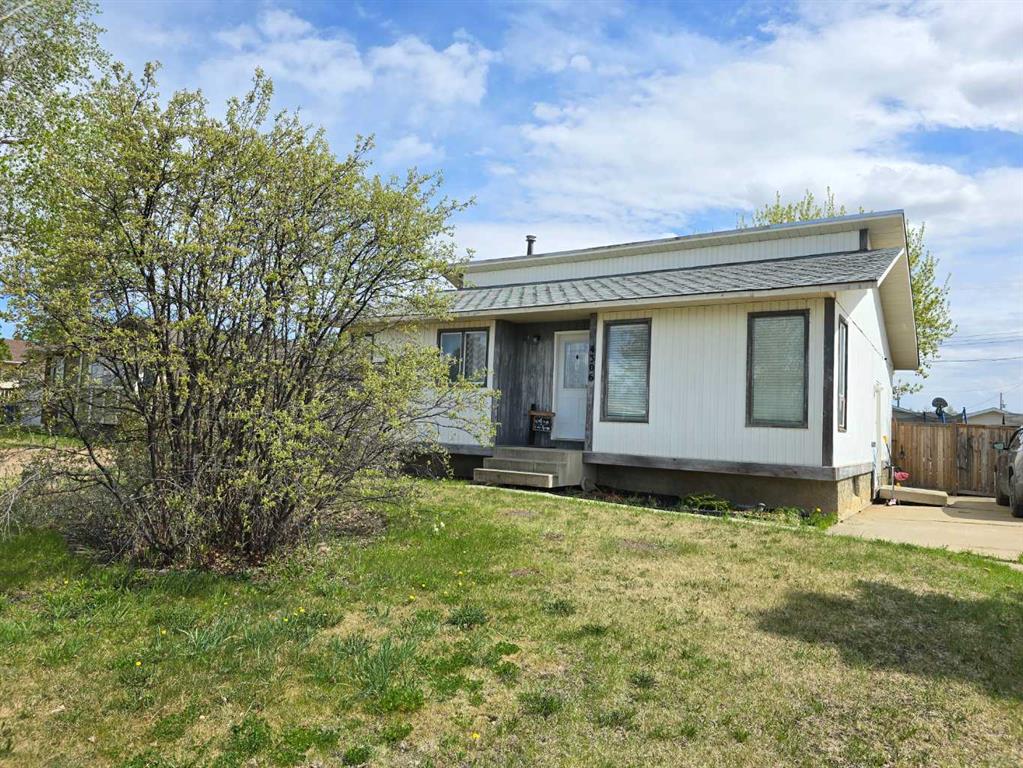 4306 54 Street Property Photo