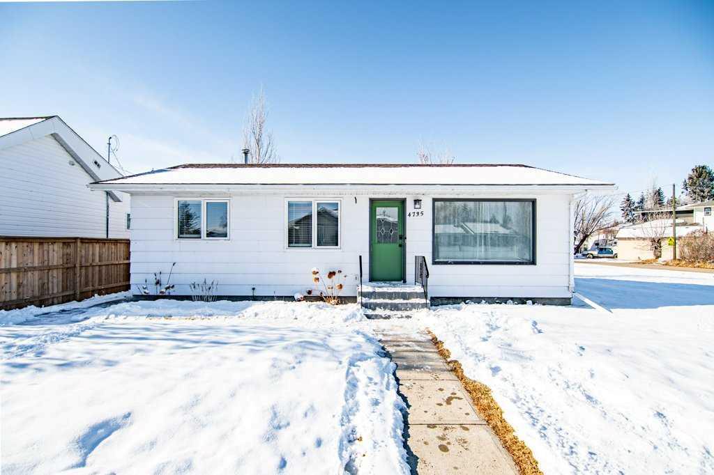 4735 48 Avenue Property Photo