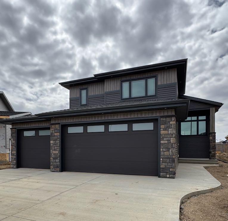 1806 60a Avenue Close Property Photo