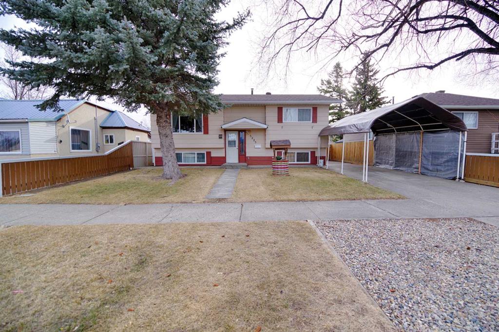 5225 55 Street Property Photo