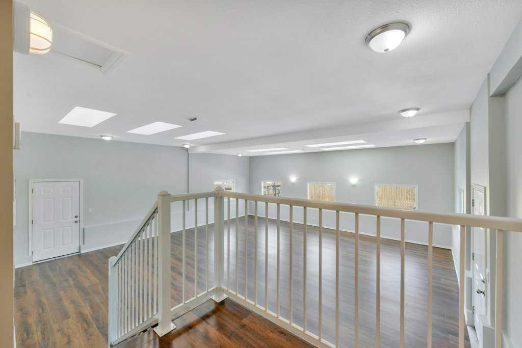 7 Goodacre Close Property Photo 13