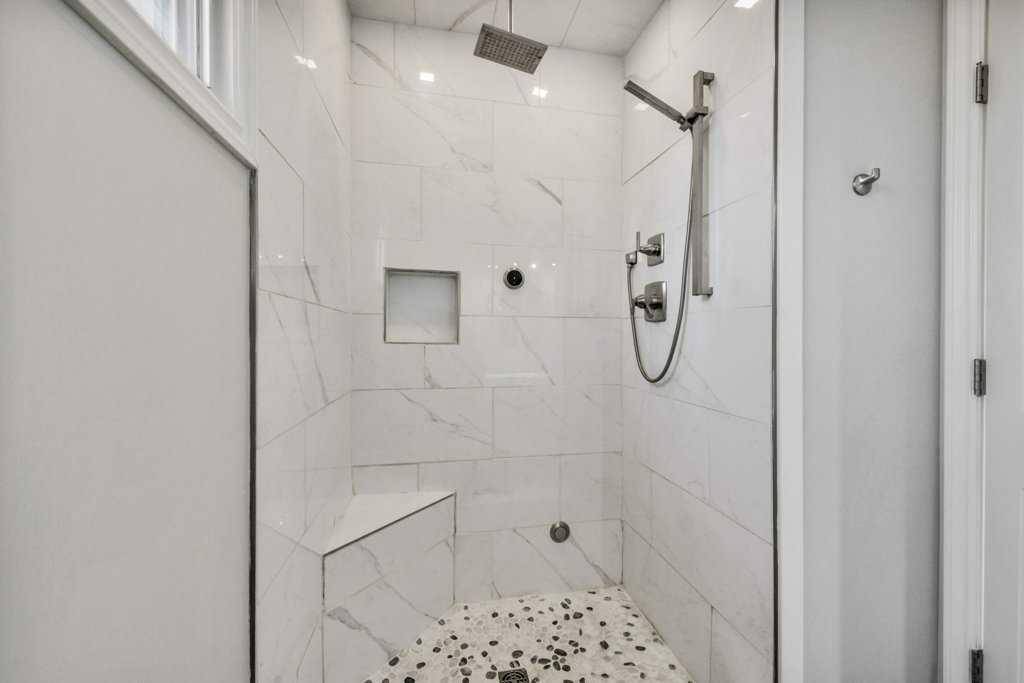 7 Goodacre Close Property Photo 19