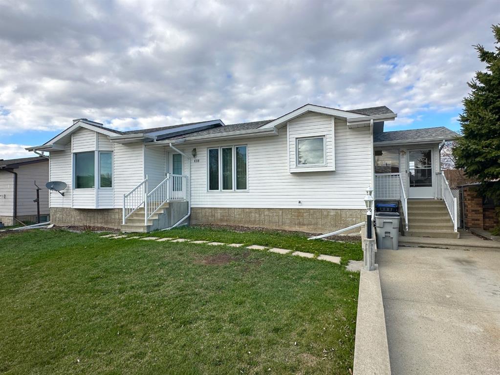 4318 46 Avenue Property Photo