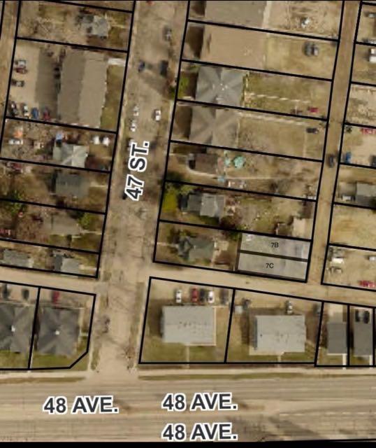 4807 47 Street Property Photo