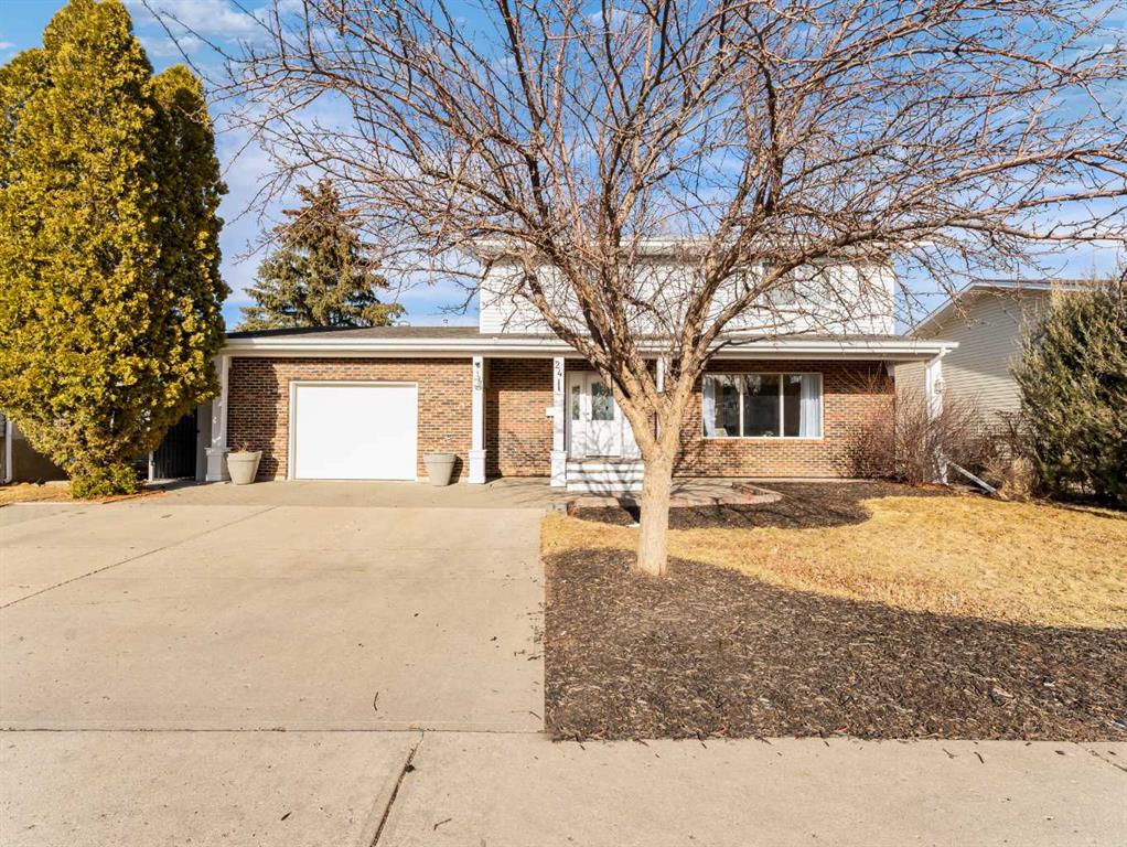 24 Clark Crescent Property Photo