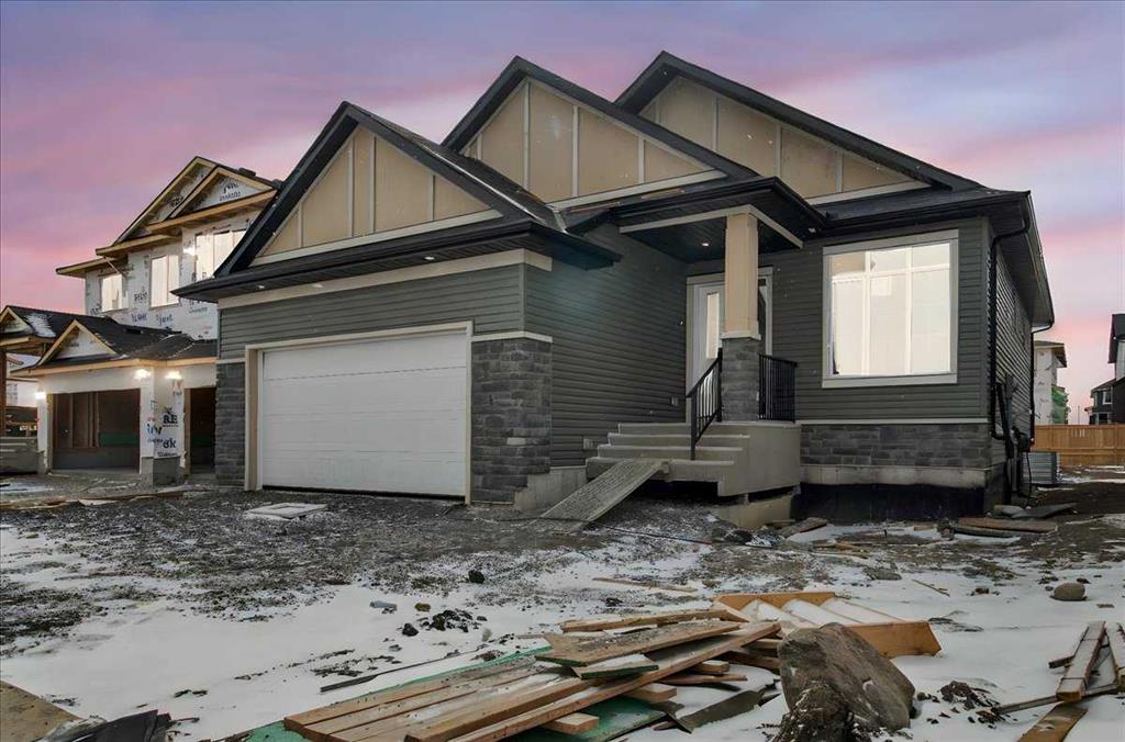 153 Northern Lights Crescent Property Photo