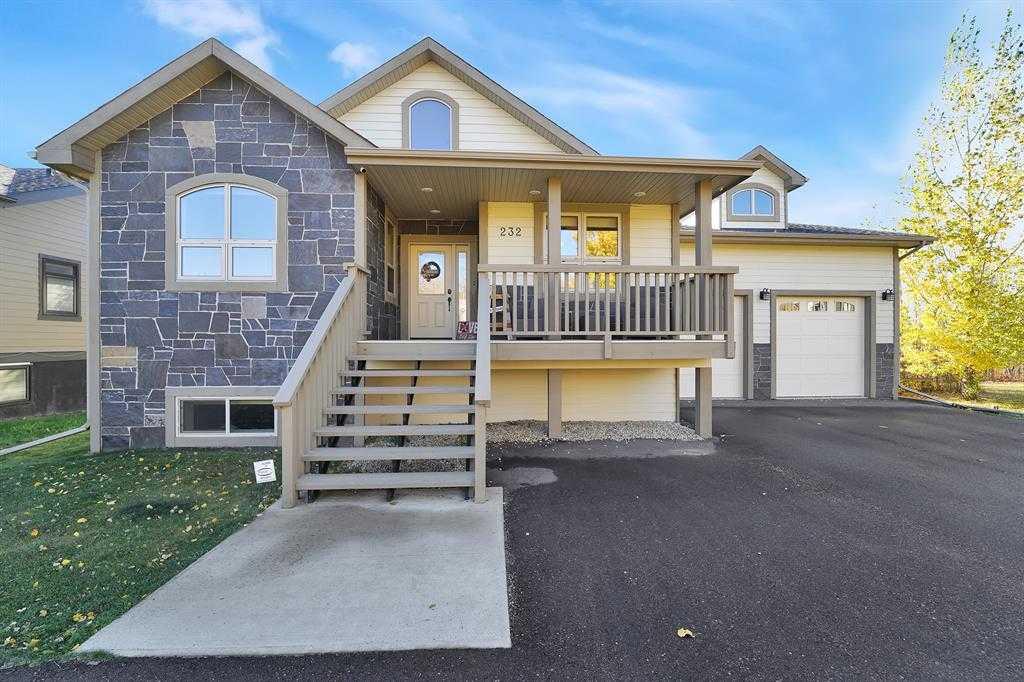 232 Canal Street Property Photo