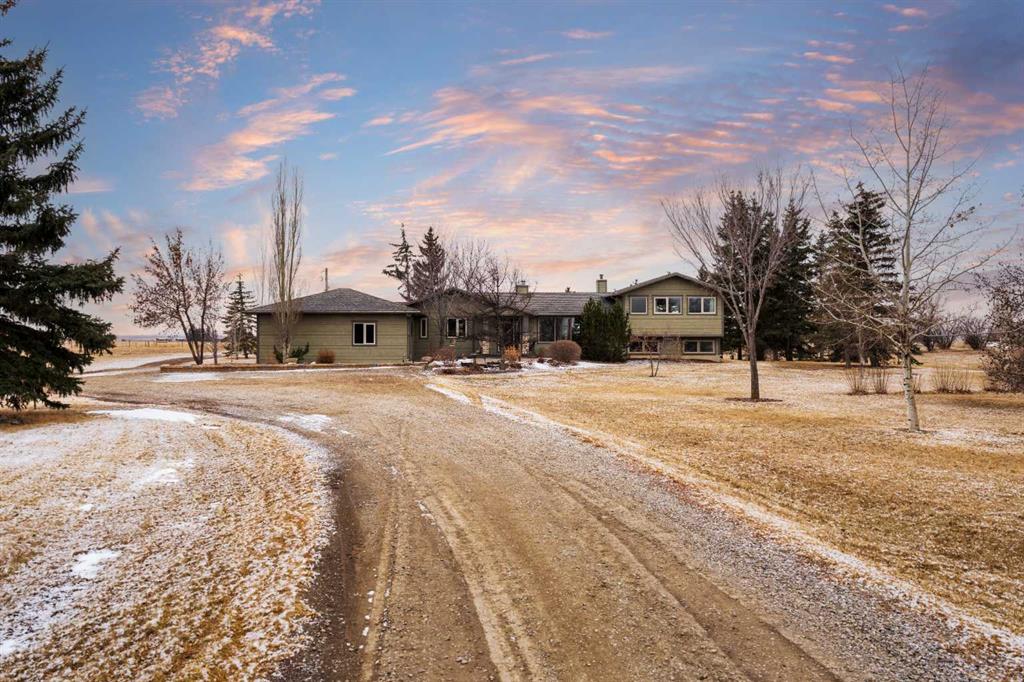 466049 120 Street Property Photo