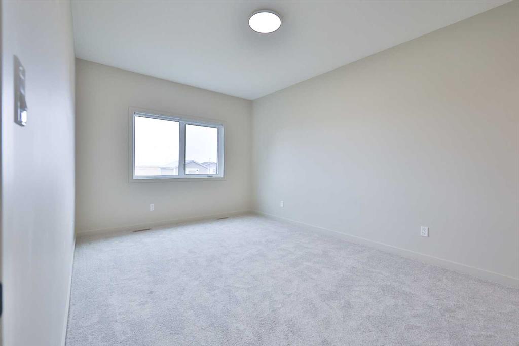 112 E 300 S Property Photo 10