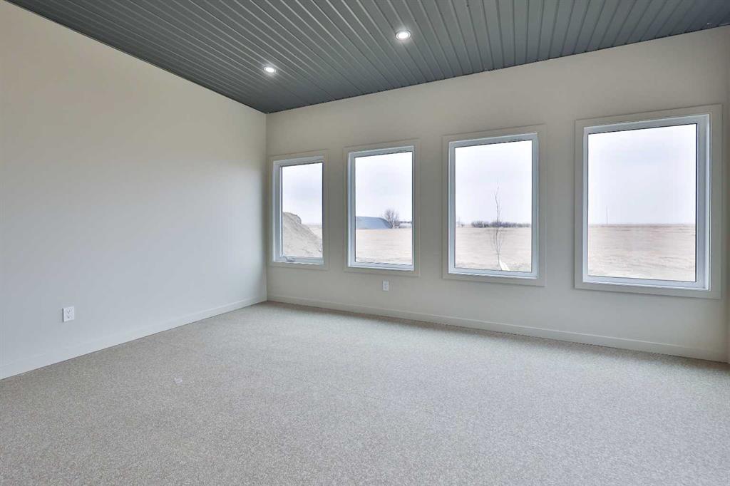 112 E 300 S Property Photo 17
